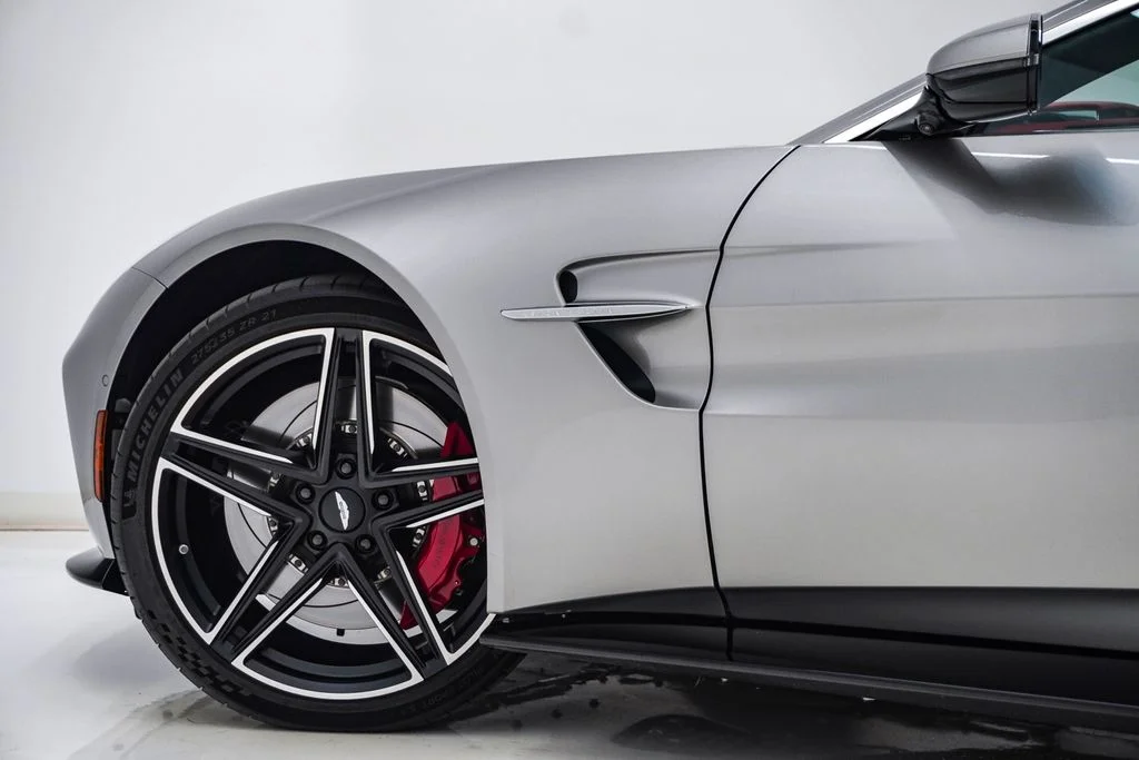Used 2025 Aluminite Silver Aston Martin Coupe image 14