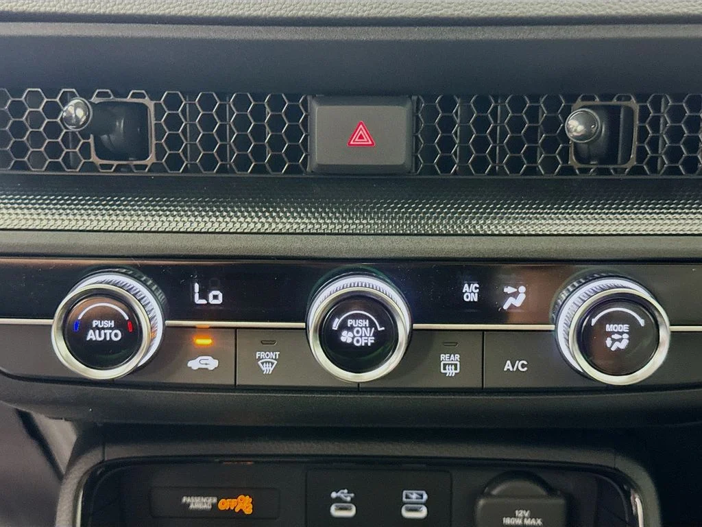 New 2026 Platinum White Pearl Honda LX image 22