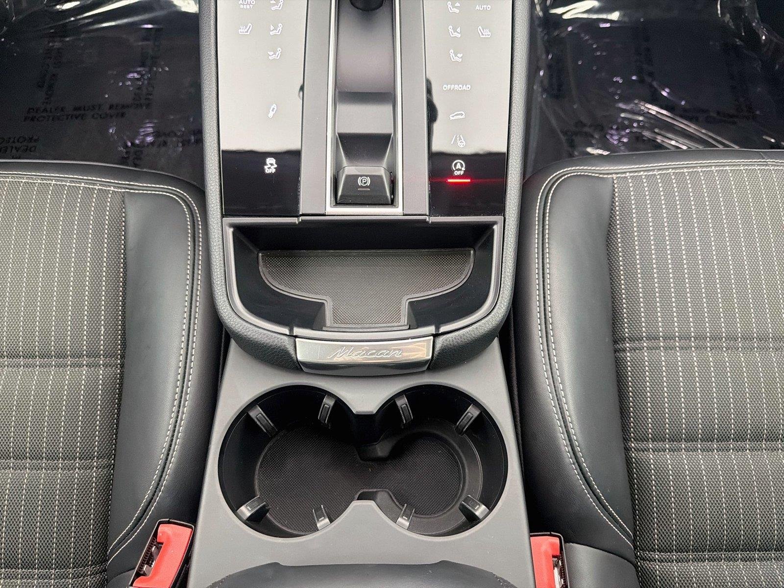 Used 2024  Porsche T image 20