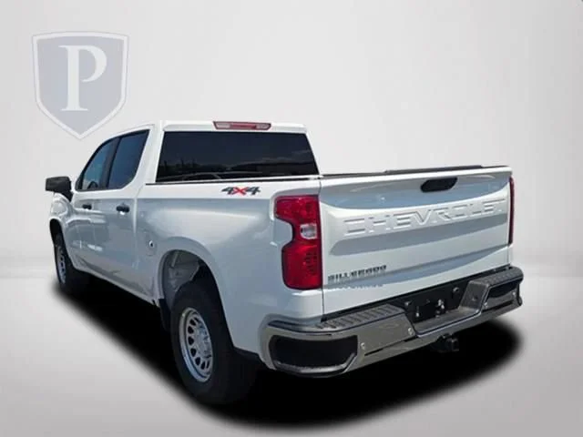 New 2026 Summit White Chevrolet WT image 9
