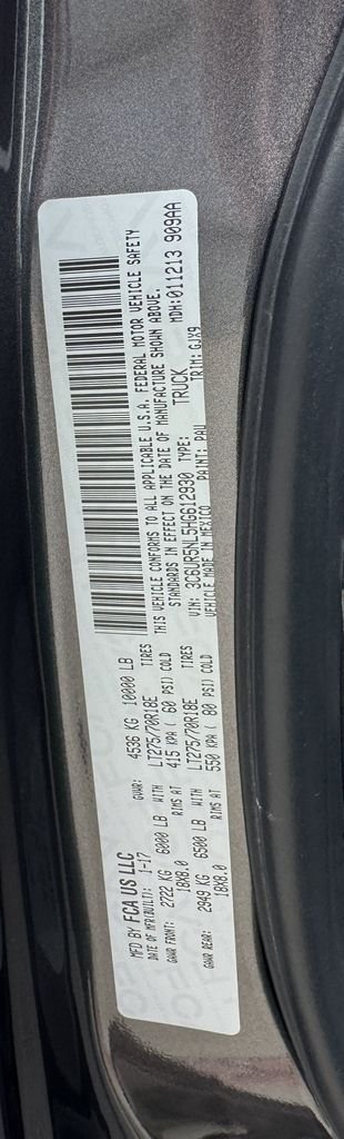 Used 2017 Gray Ram Laramie image 30