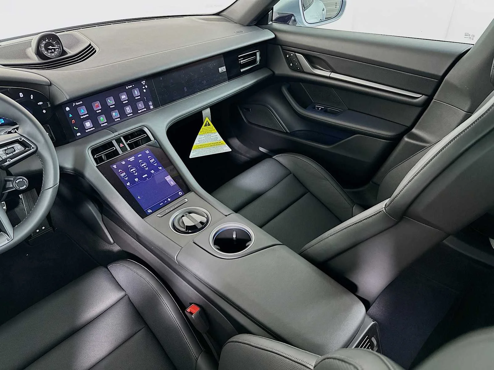 2025 Porsche Taycan Base - Photo 26