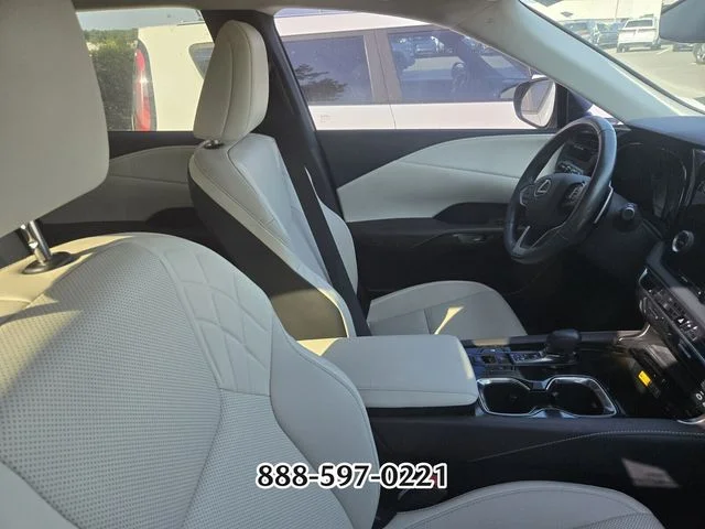Used 2024 Silver Lexus 350 image 10