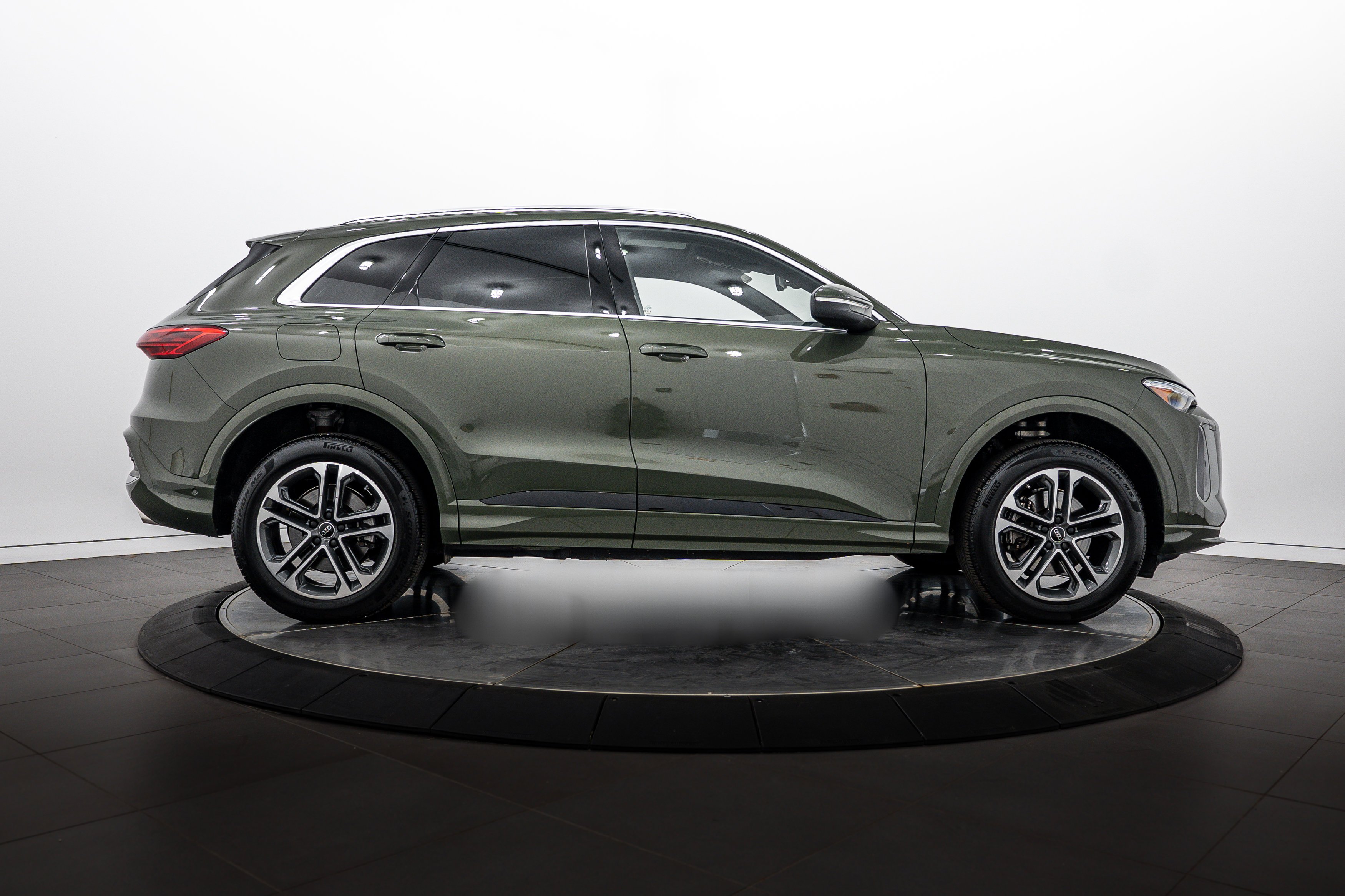 Used 2025 District Green Metallic Audi Premium Plus image 3