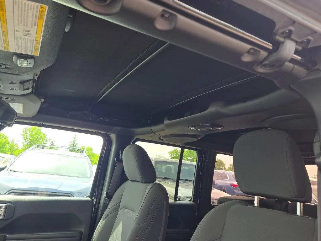 Used 2020 Black Jeep Unlimited Sport image 27