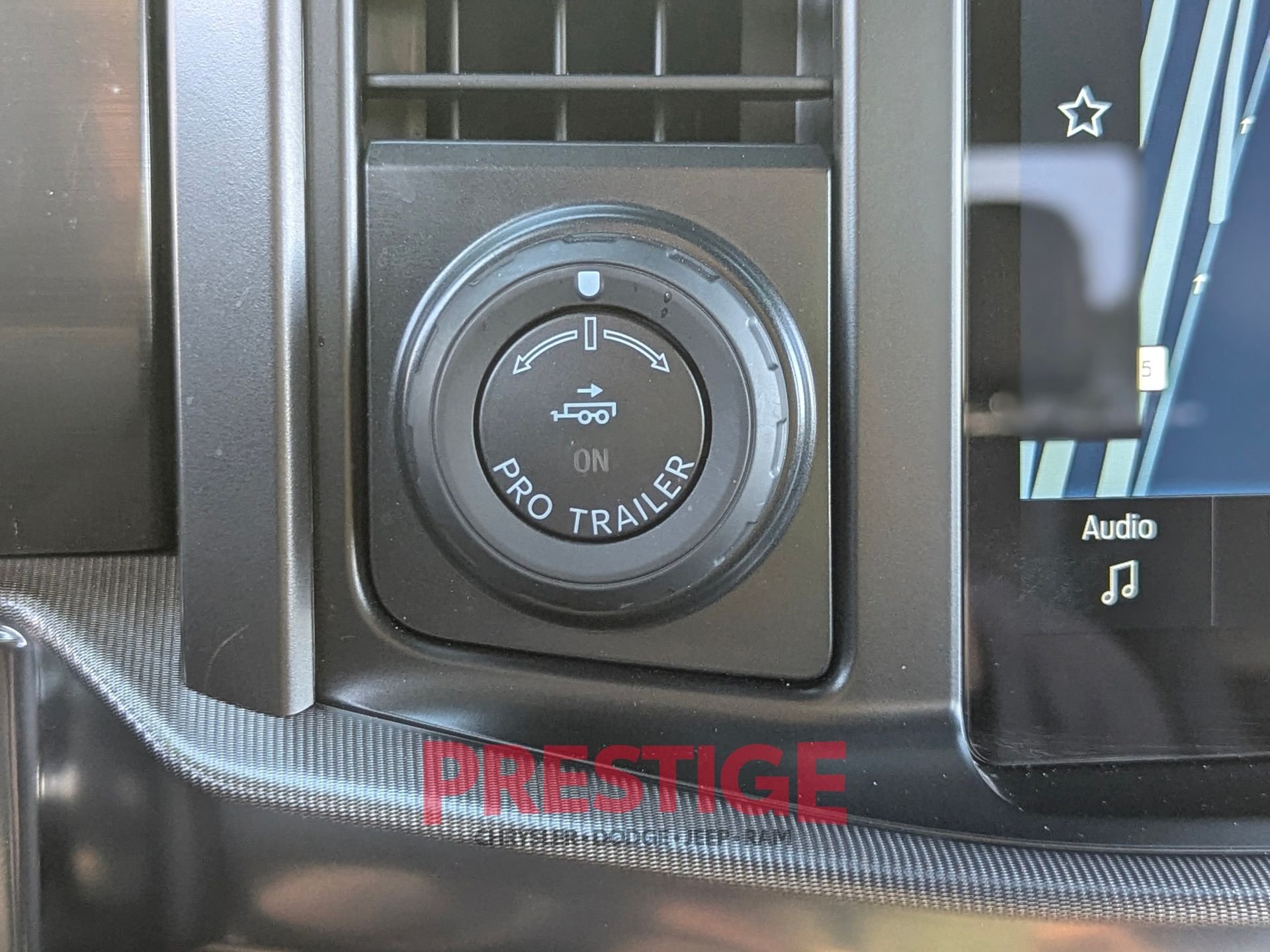 Used 2025 Black Ford Lariat image 23