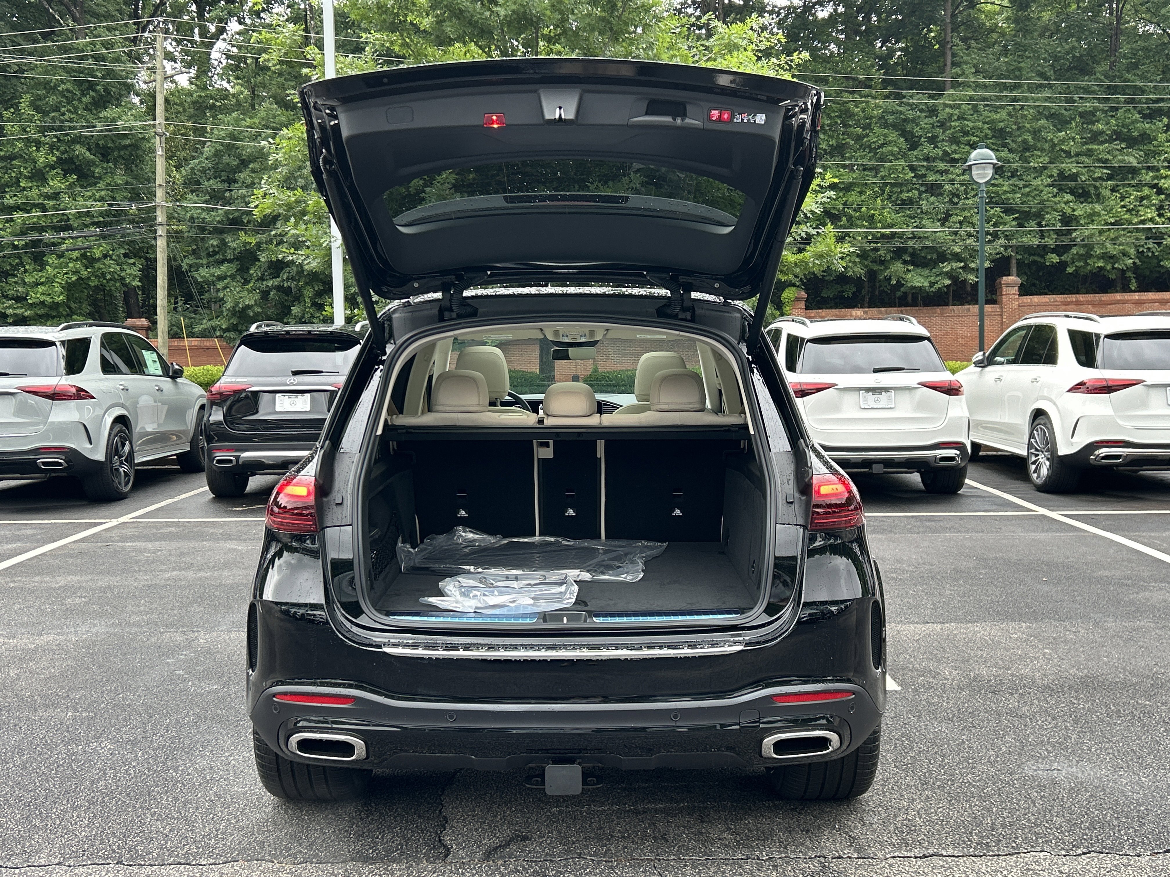 New 2026 Black Mercedes-Benz GLE 350 4MATIC® SUV image 8