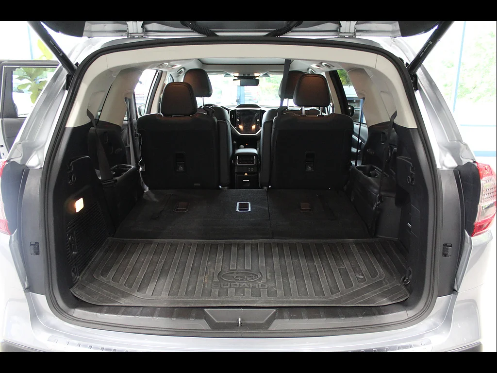 Used 2023 Ice Silver Metallic Subaru Limited 7-Passenger image 19