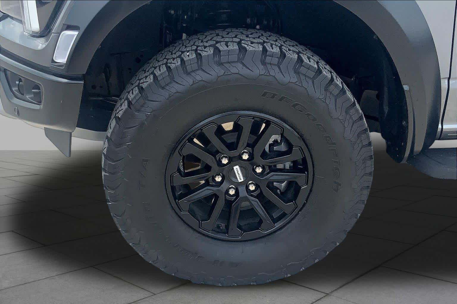 Used 2025 Carbonized Gray Ford Raptor image 11