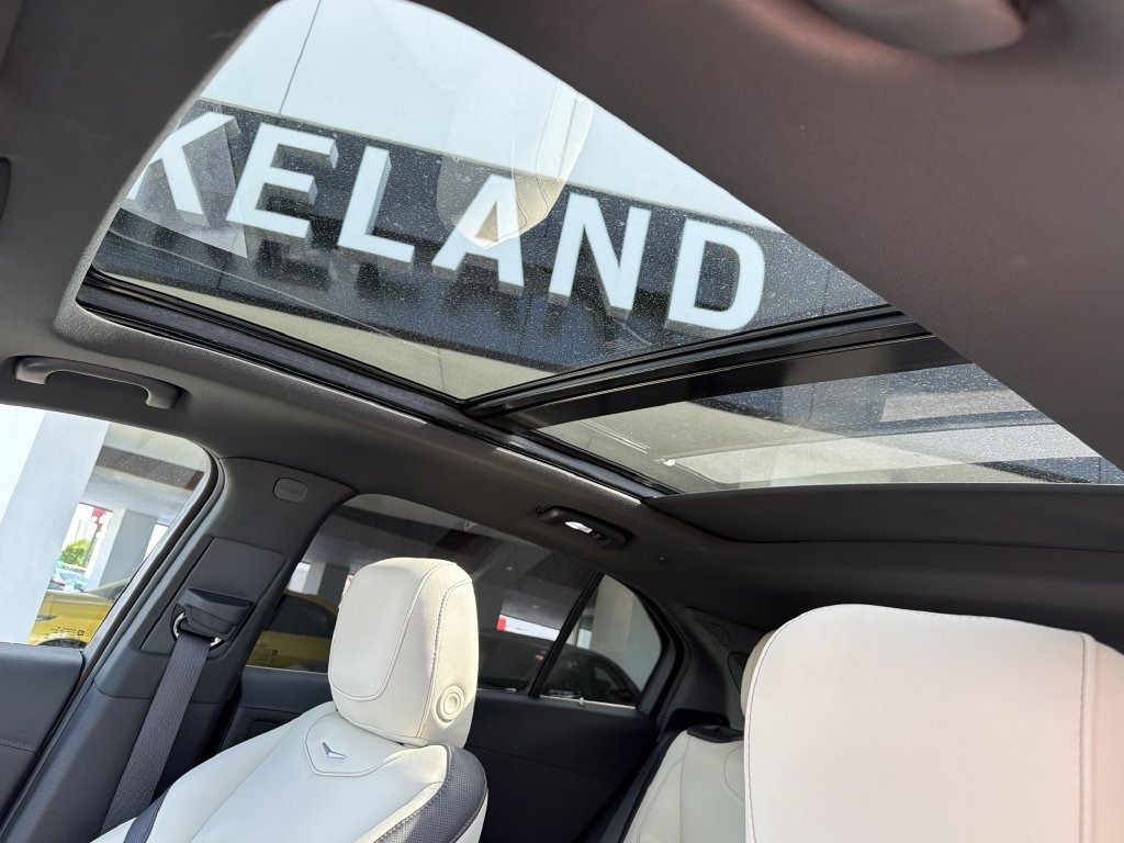 2021 Cadillac XT4 Sport - Photo 23