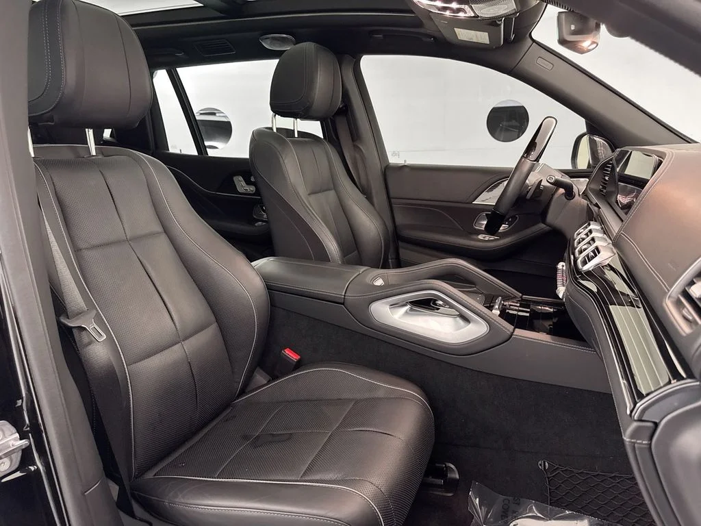 Used 2021 Black Mercedes-Benz Maybach GLS 600 image 29
