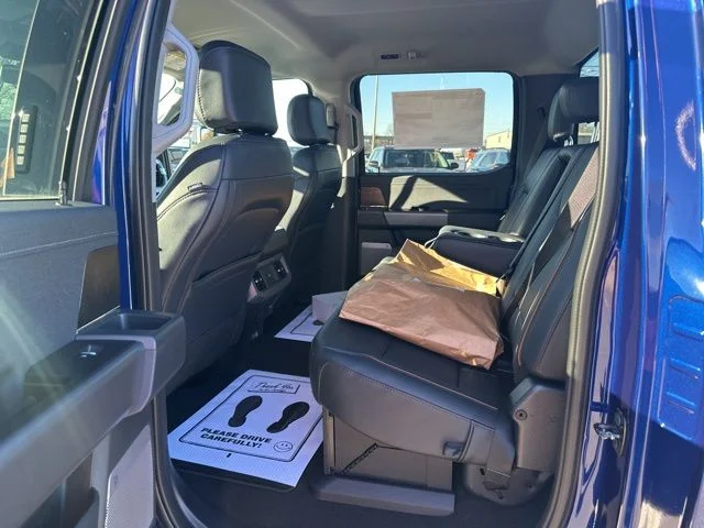 2026 Ford F-350 Super Duty Chassis Cab Lariat - Photo 4