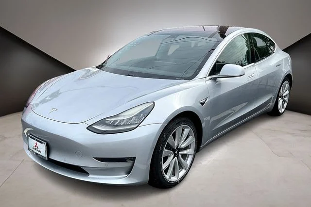2018 Tesla Model 3 Long Range Dual Motor All-Wheel Drive's photo