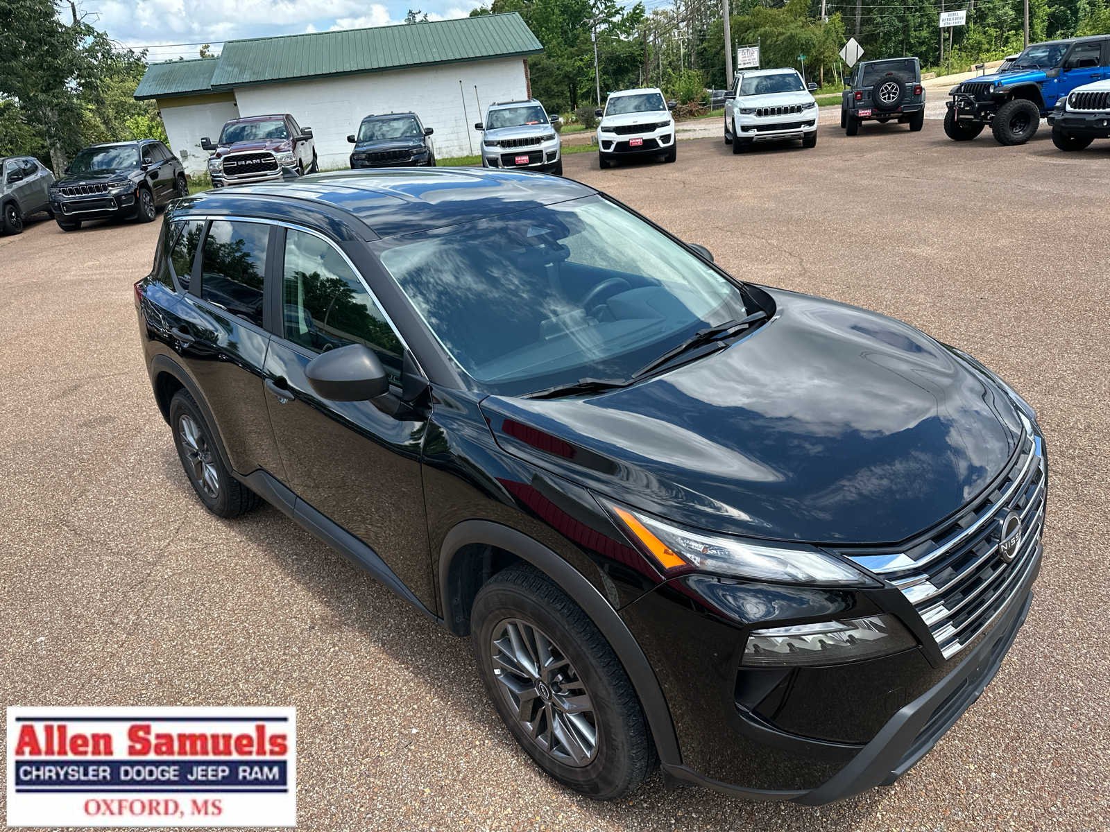 Used 2024 Super Black Nissan S image 2