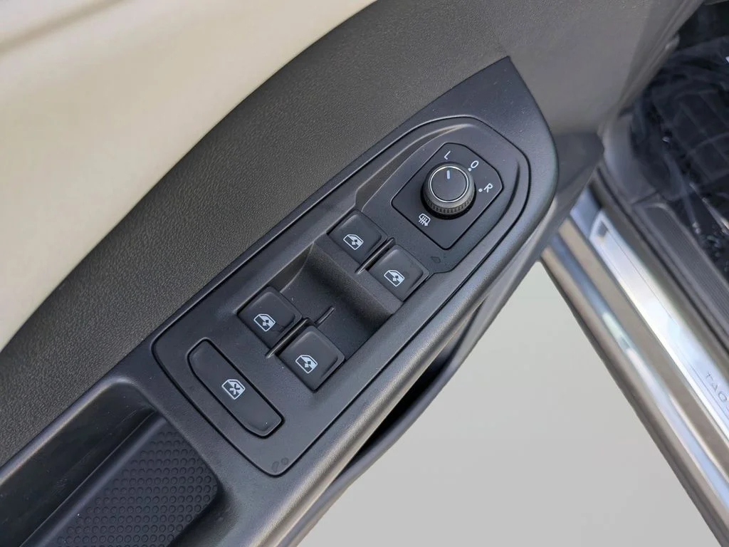 New 2026 Gray Volkswagen 1.5T SE image 14