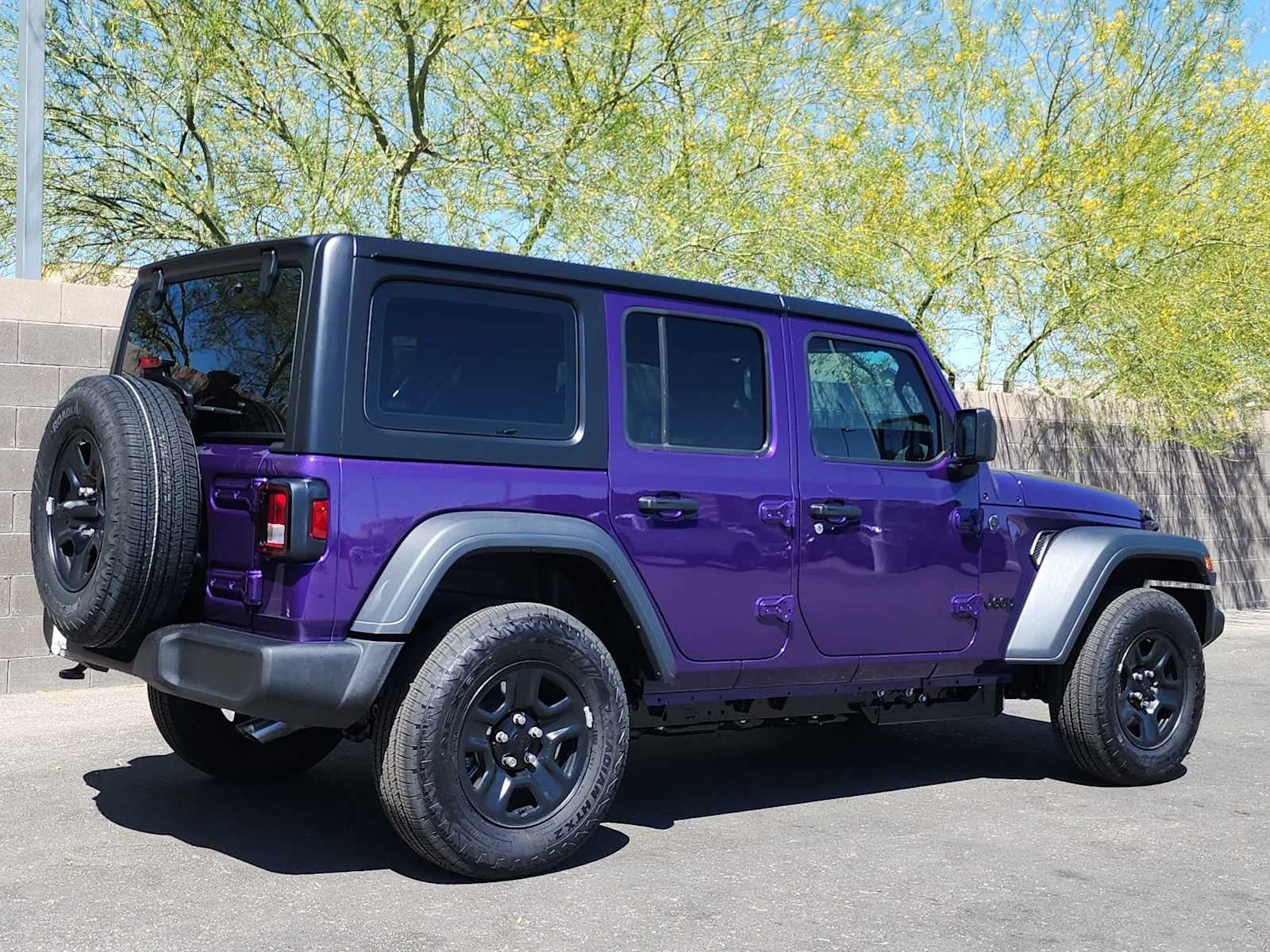 New 2026 Reign Exterior Paint Jeep Sport image 9