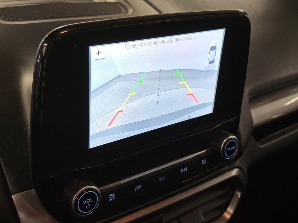 Used 2019 Silver Ford SE image 35