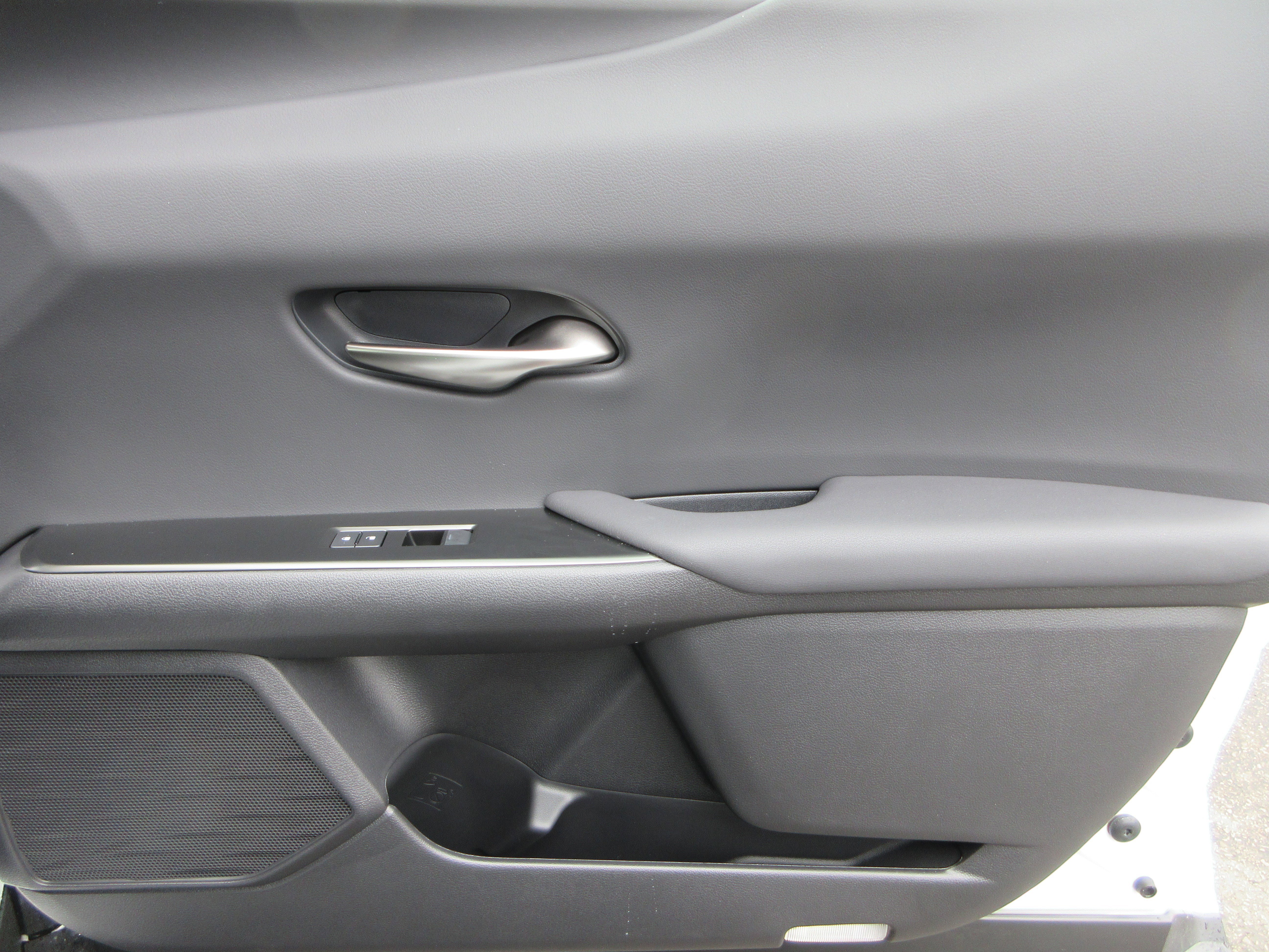 2025 Lexus UX 300h Premium - Photo 21
