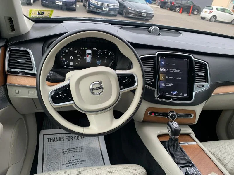 Used 2019 Gray Volvo T6 Inscription Sport Utility 4D image 30