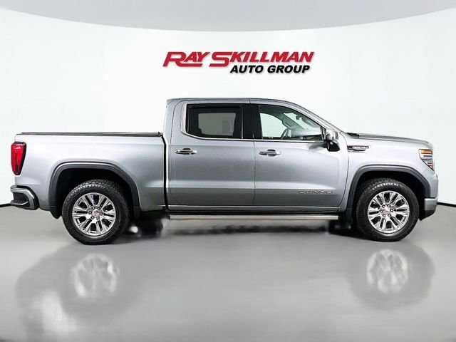 Used 2023 Silver GMC Denali image 8
