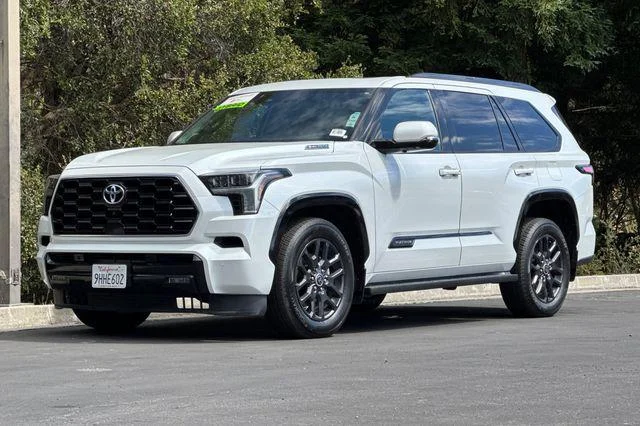Certified Used 2023 WIND CHILL PEARL* Toyota  image 9