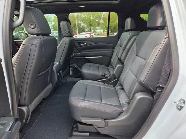 2026 Chevrolet Traverse Z71 - Photo 16