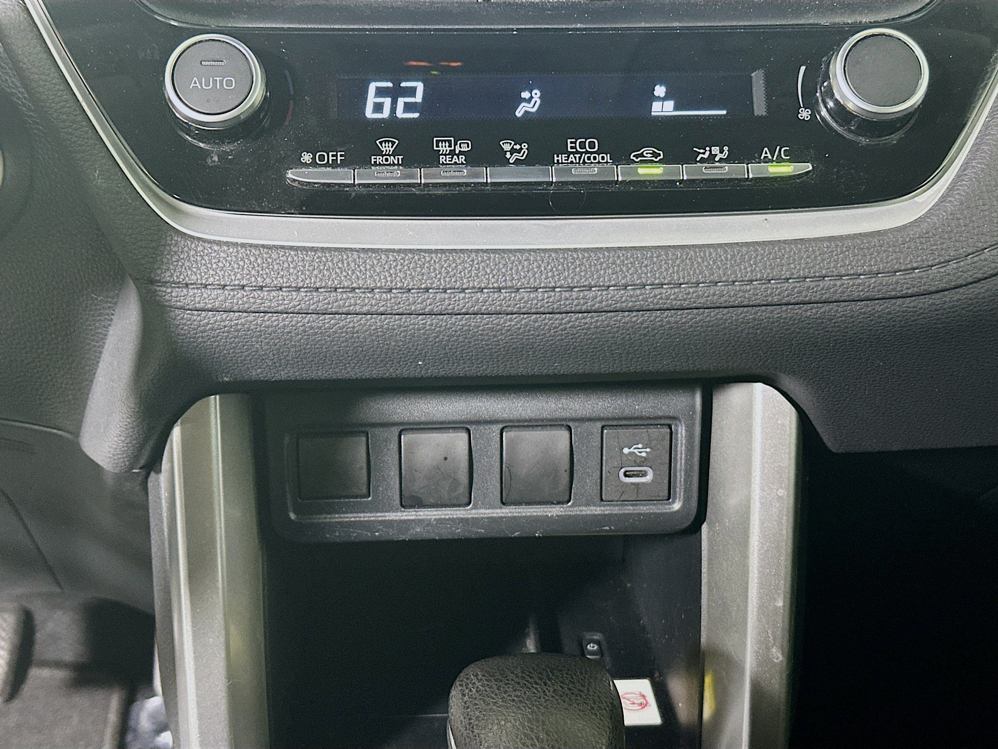 Used 2023 Celestite Toyota LE image 23