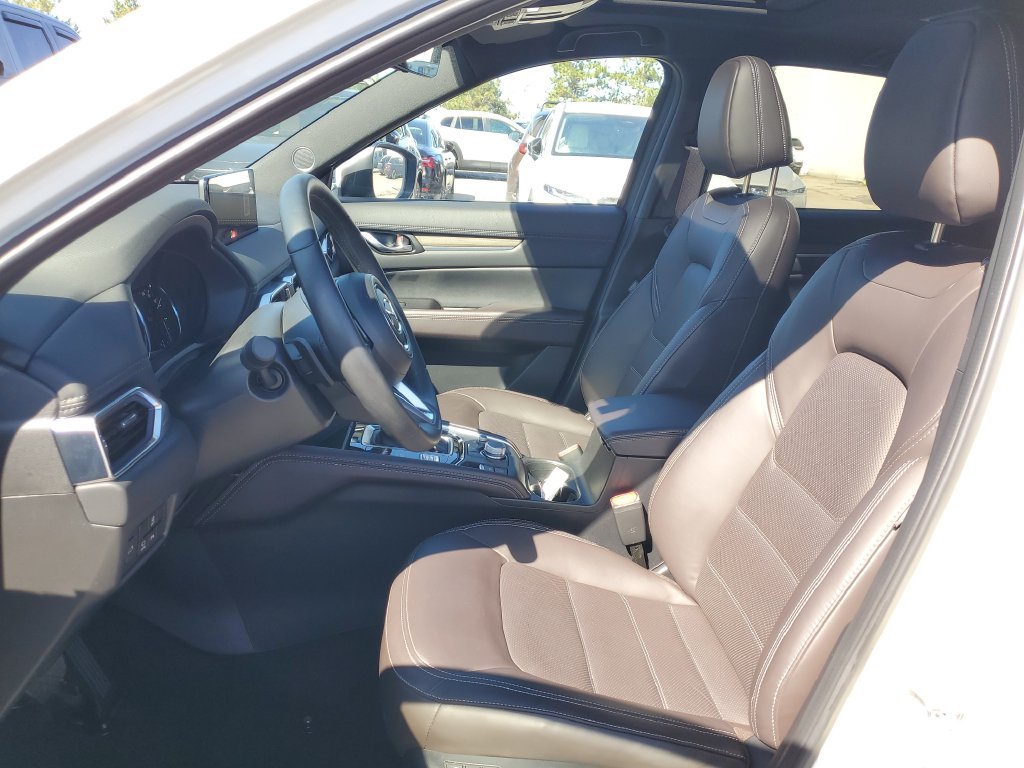 Certified Used 2025 White Mazda 2.5 Turbo Signature image 11