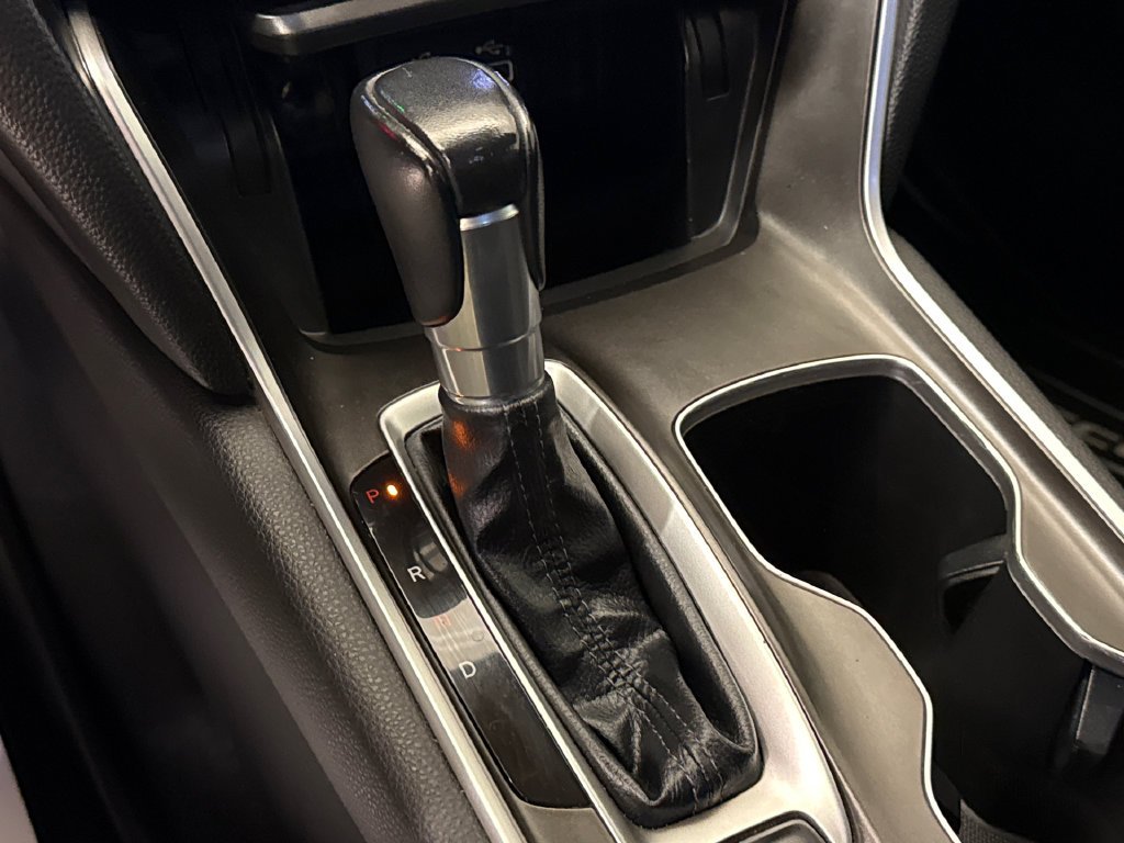 2022 Honda Accord Sport - Photo 25