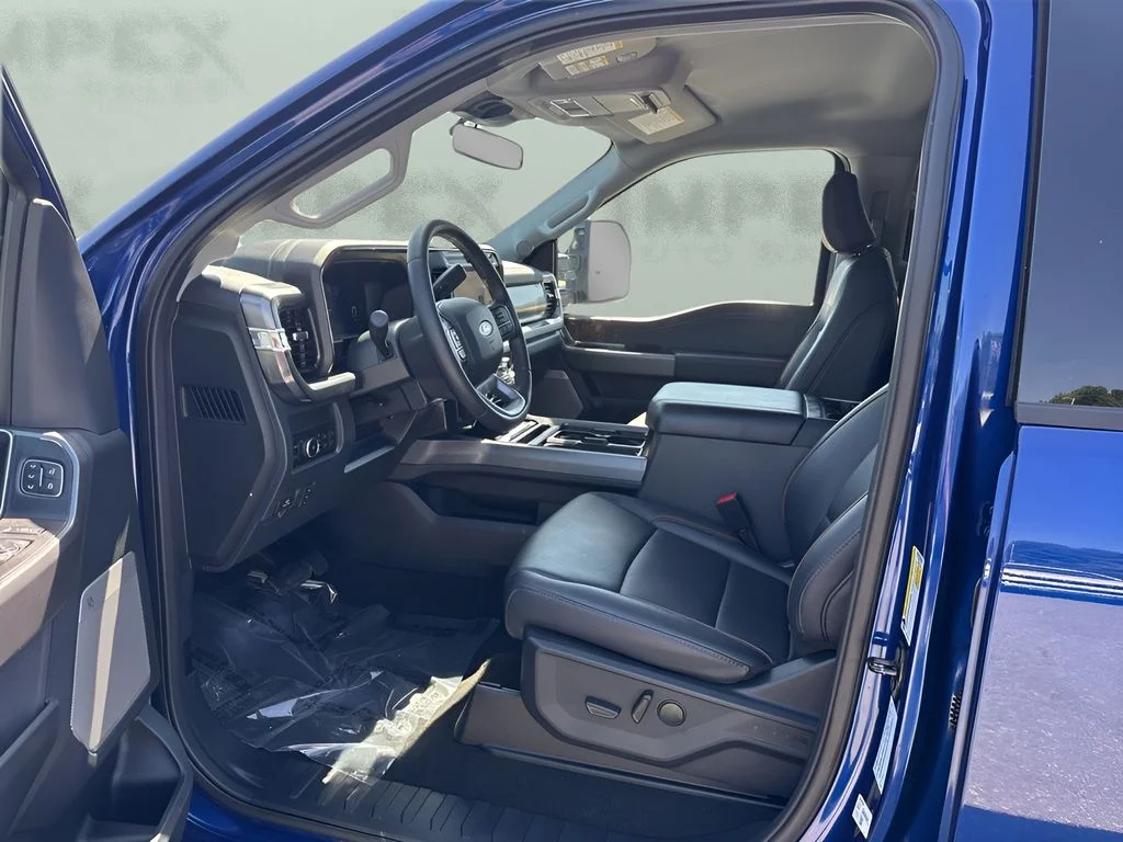 Used 2026 Blue Ford Lariat image 9