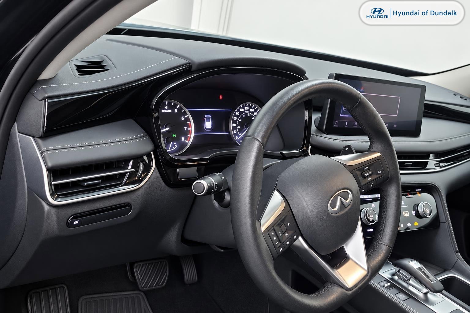 Used 2024 Black INFINITI PURE image 8