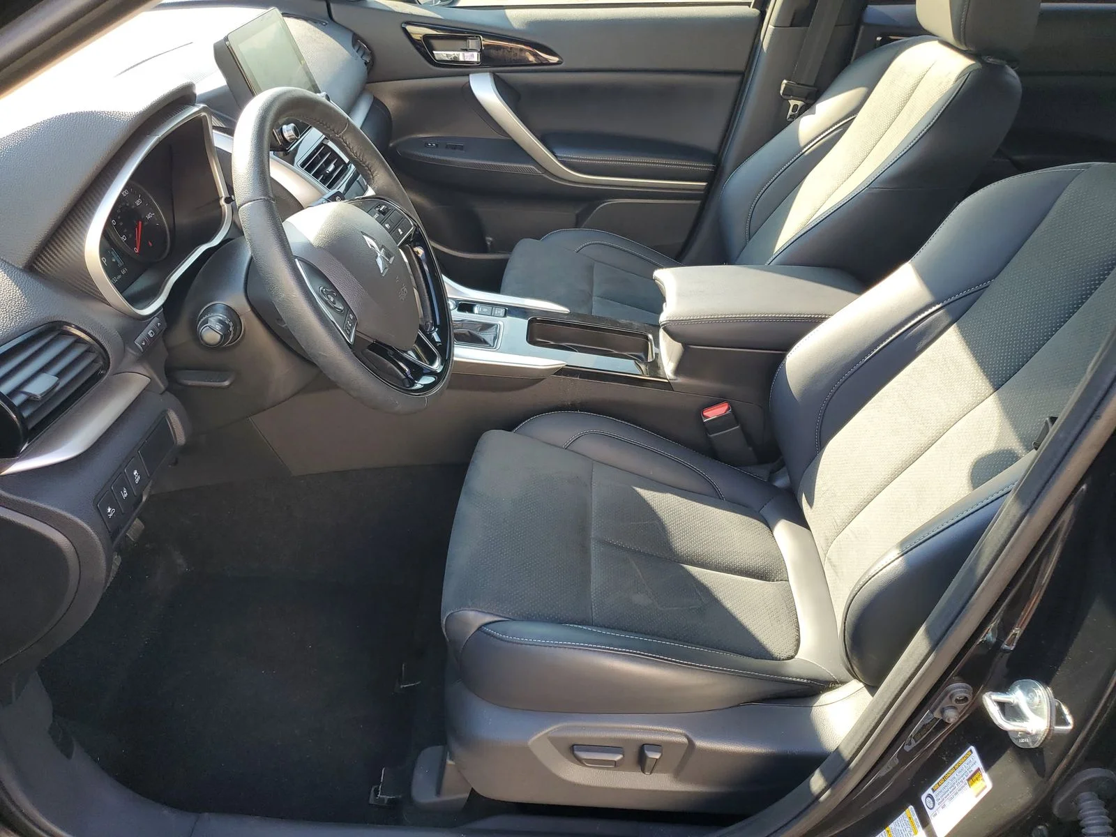 2024 Mitsubishi Eclipse Cross SE - Photo 5