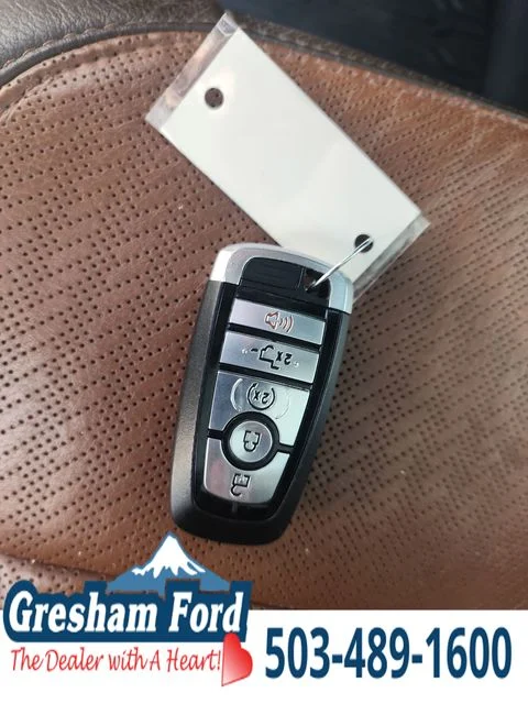 Used 2021 Oxford White Ford King Ranch image 37