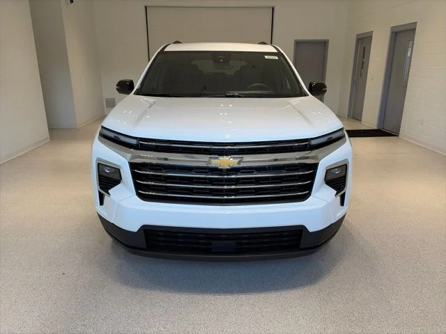 New 2027 White Chevrolet LT image 2