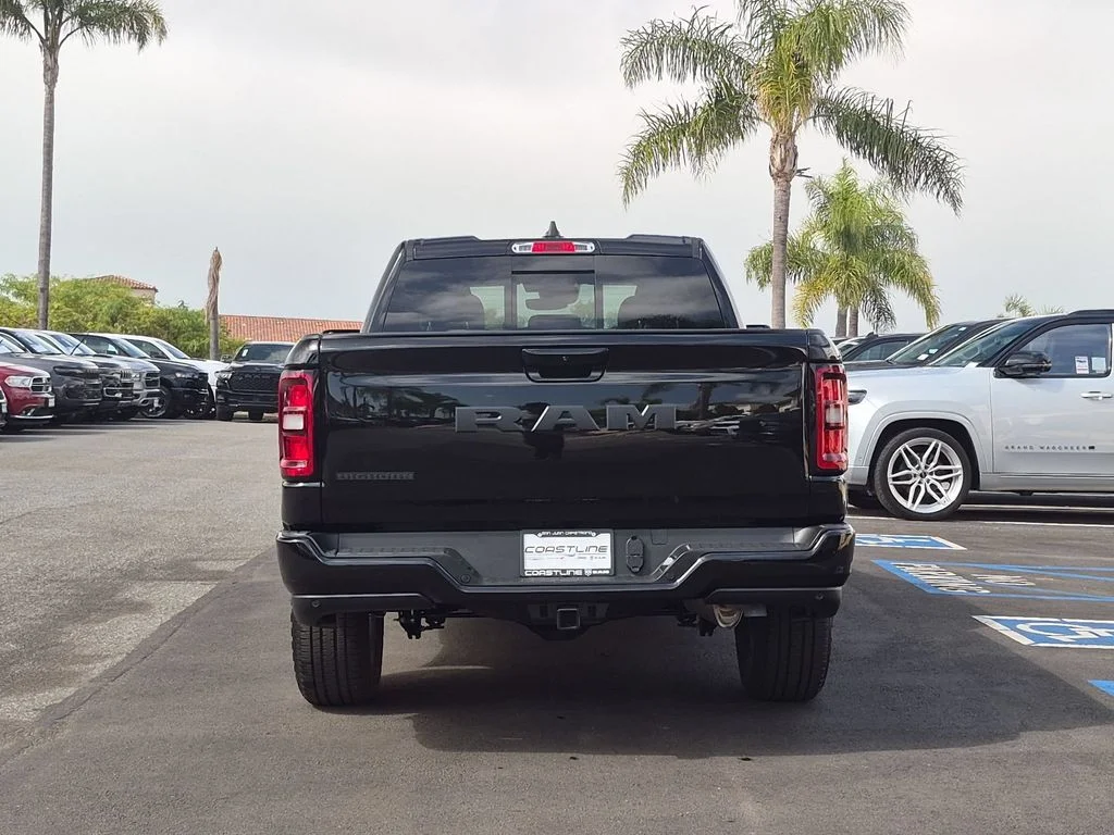 New 2026 Diamond Black Crystal Pearl-Coat Exterior Paint RAM Big Horn/Lone Star image 6