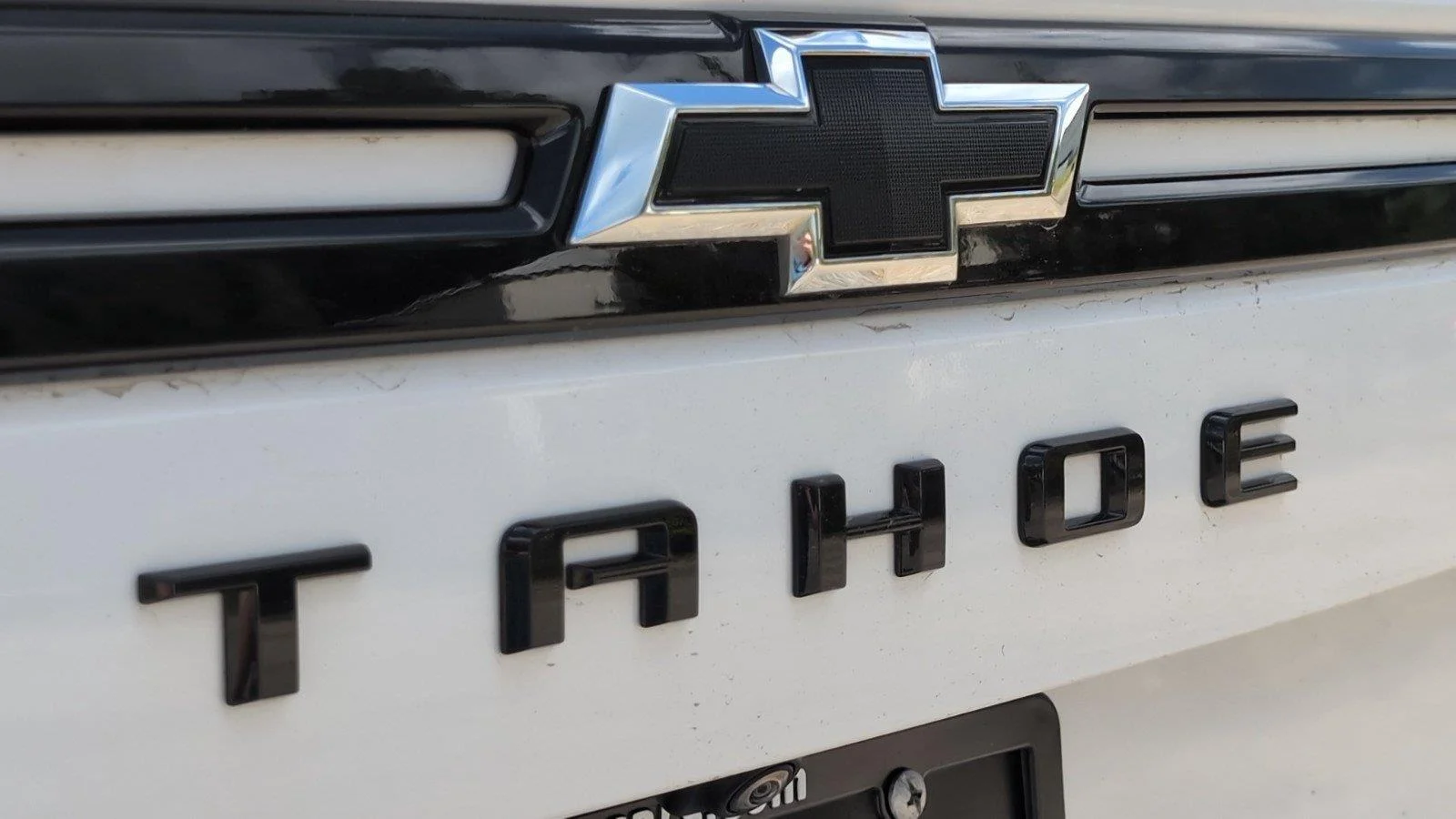 Used 2023 SUMMIT WHITE Chevrolet Z71 image 4