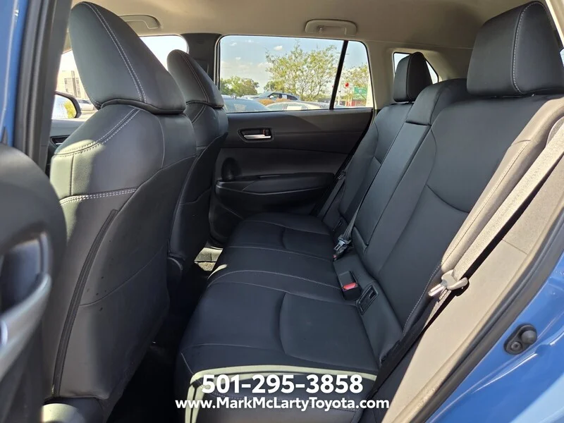 Used 2026 Blue TOYOTA XLE 2WD image 13