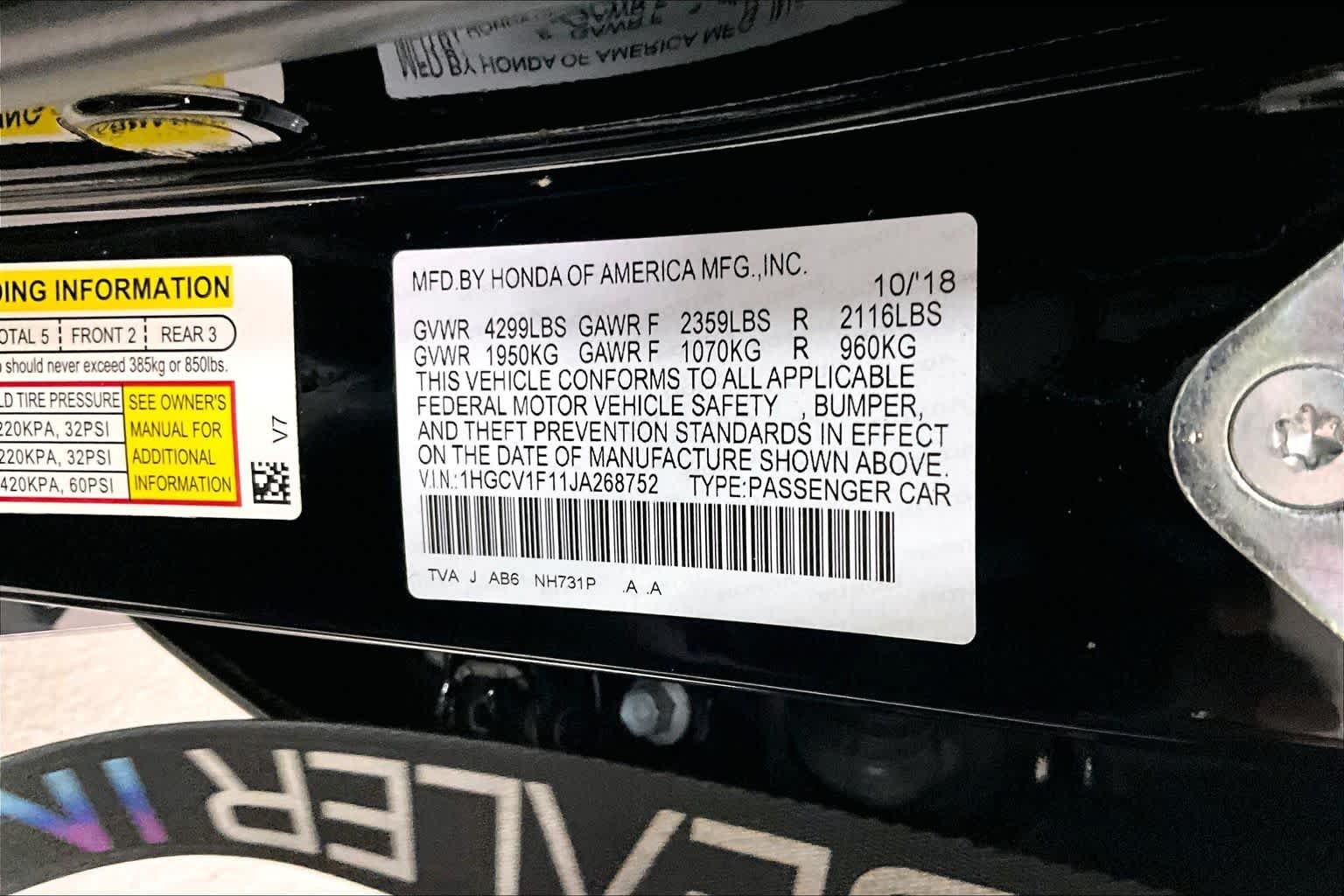 Used 2018 Crystal Black Pearl Honda LX 1.5T image 31