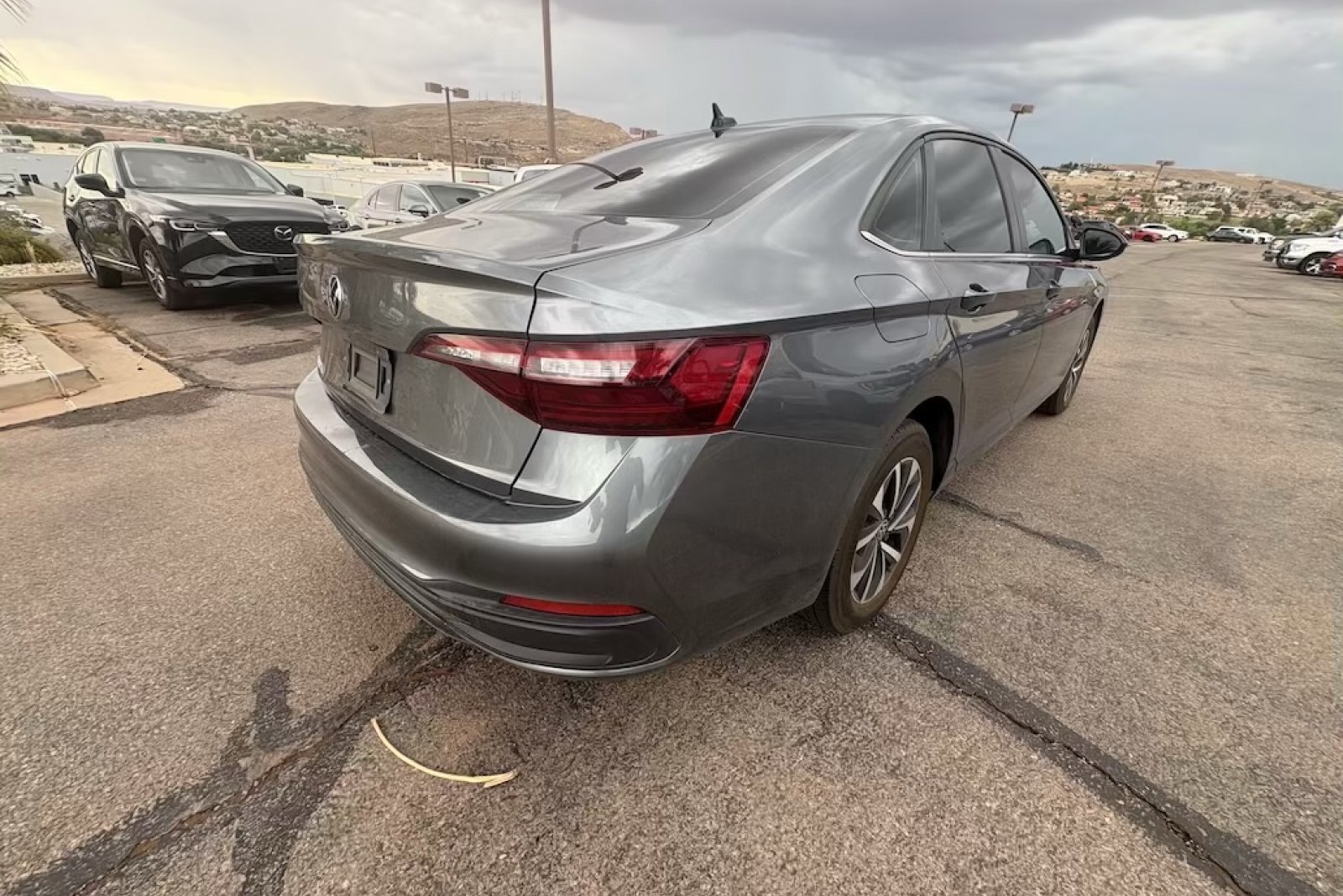 Used 2022 Gray Volkswagen S image 6