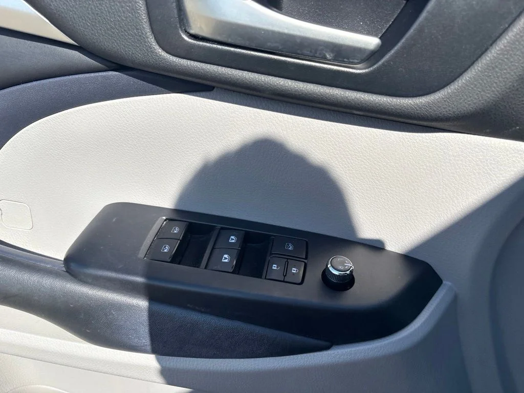 Used 2019 Green Toyota XLE image 26