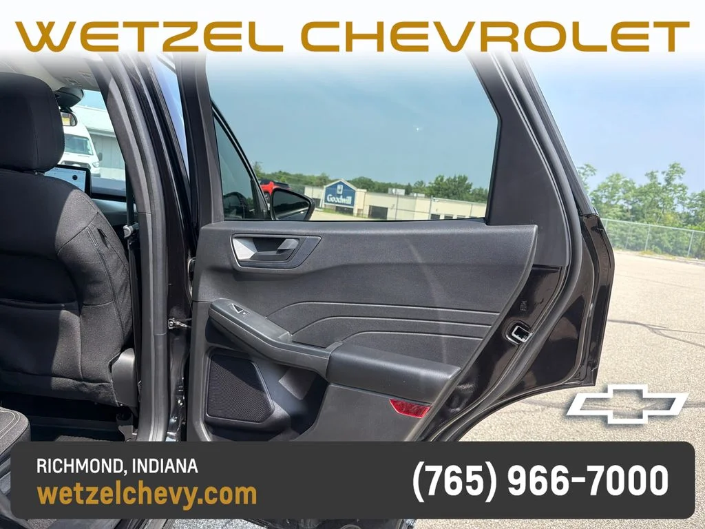 Used 2023 Black Ford Active image 15