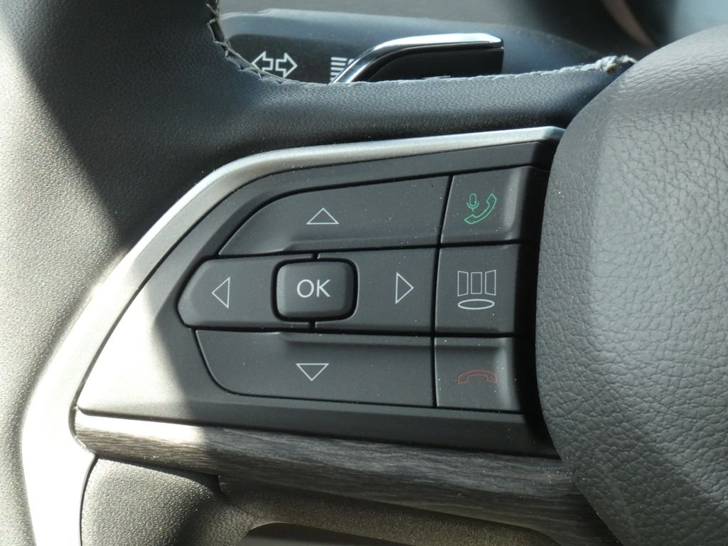 Used 2023 Black Jeep Limited image 12