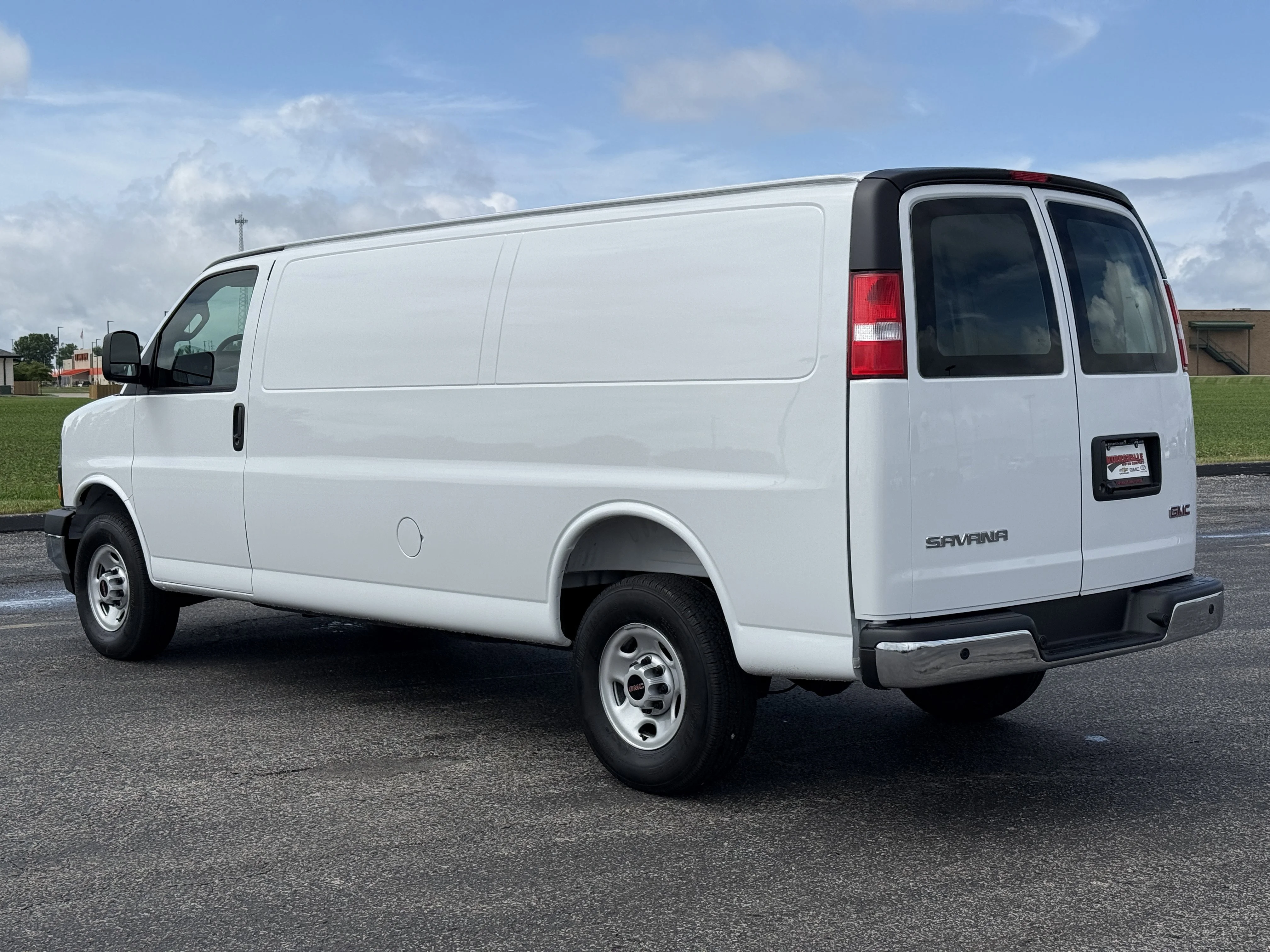 2026 GMC Savana Cargo Work Van - Photo 7