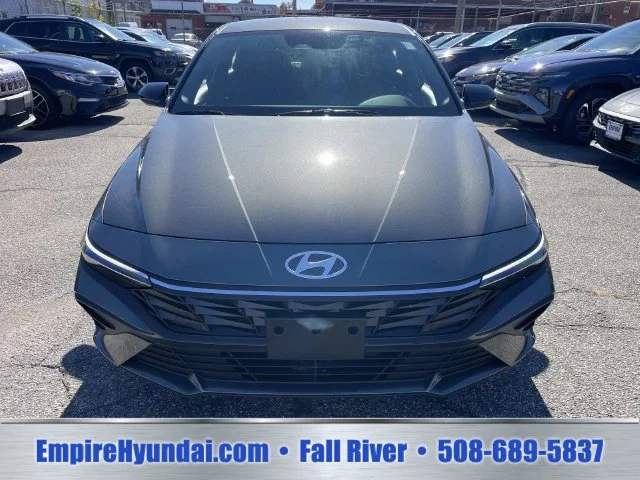 Used 2026 Gray Hyundai SEL Sport image 6