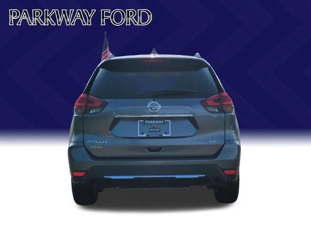 Used 2018 Gray Nissan SV image 4