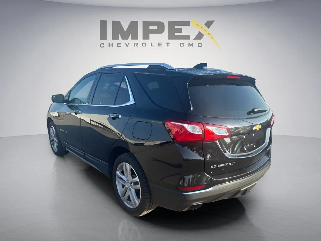 Used 2018 MOSAIC BLACK METALLIC Chevrolet Premier image 3