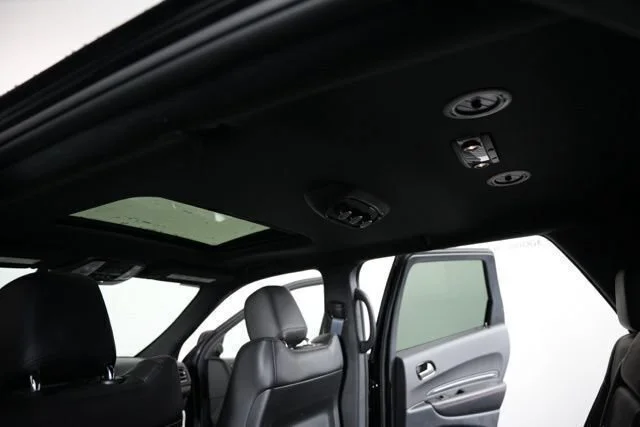 New 2026 Diamond Black Clear-Coat Exterior Paint Dodge GT Plus image 32