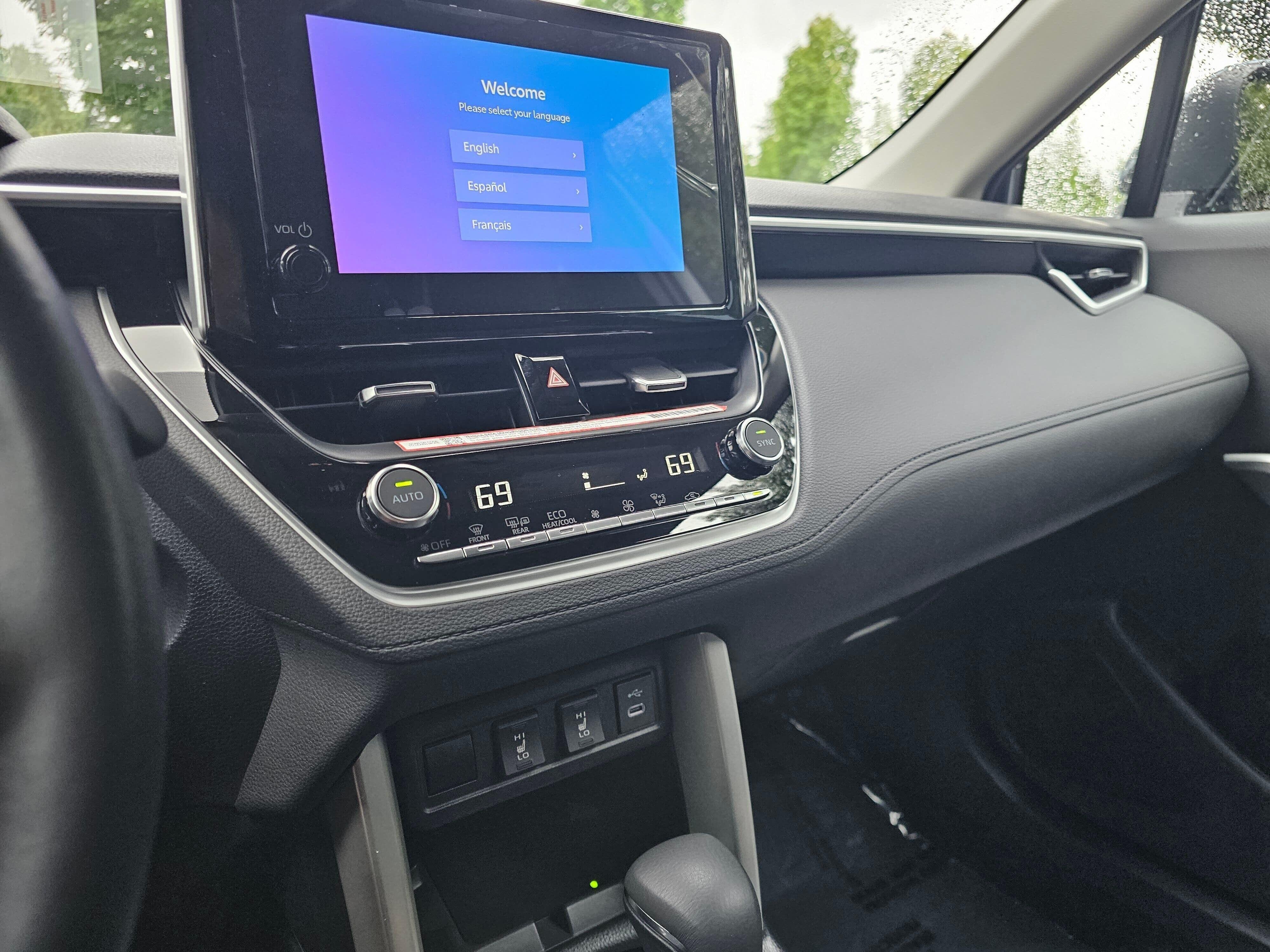 Used 2024 Celestite Toyota XLE image 28