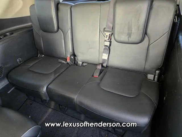 Used 2019 Silver INFINITI LUXE image 12