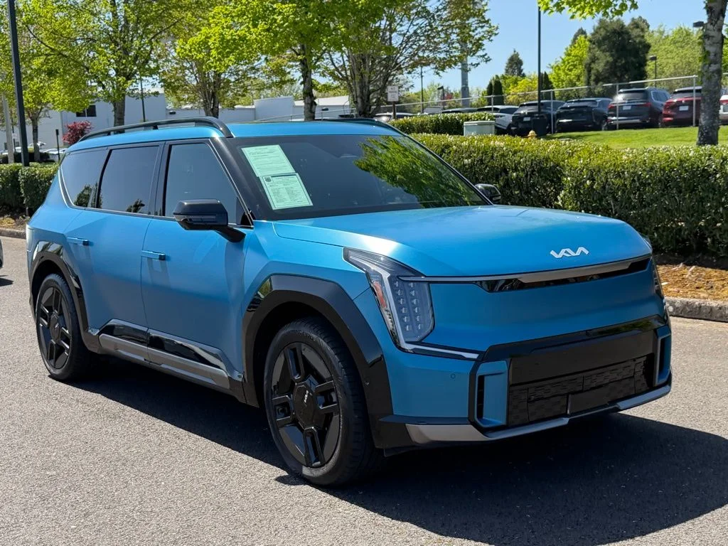 Used 2024 Kia Ev9 GT-Line with VIN KNDAEFS52R6019774 for sale in Gresham, OR